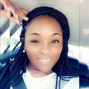 Meet your Posher, Kendra